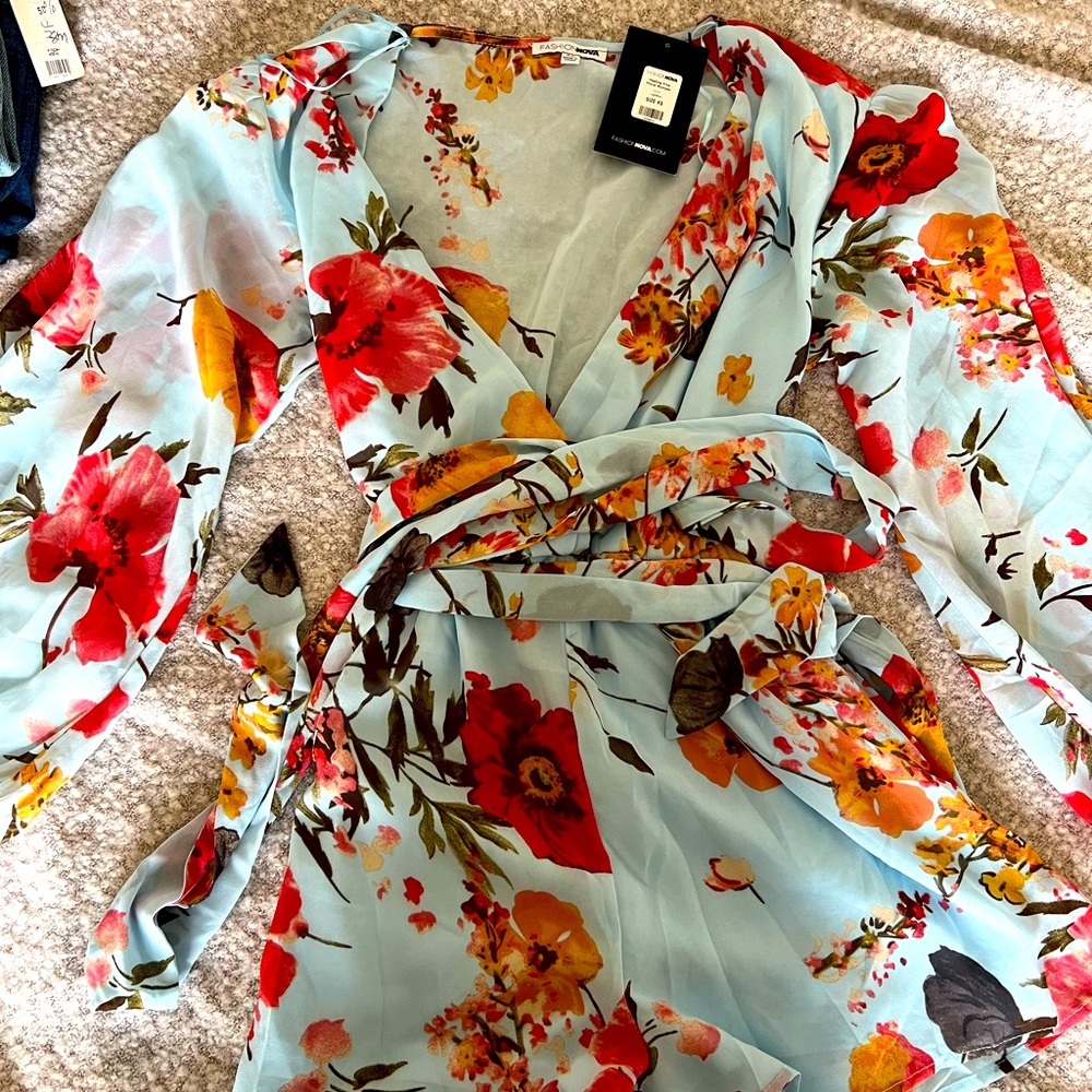 Fashion nova romper brand new xs